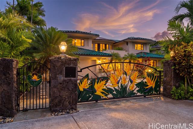 5599 Kalanianaole Highway, Honolulu, HI 96821