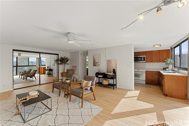 2724 Kahoaloha Lane, 1507, Honolulu, HI 96826