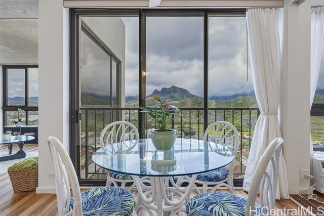 322 Aoloa Street, PH8, Kailua, HI 96734