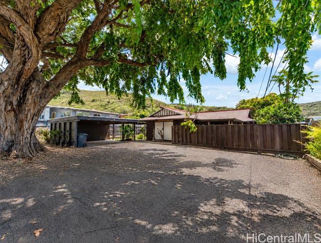 313 Anolani Street, Honolulu, HI 96821