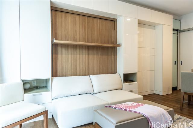 987 Queen Street, 606, Honolulu, HI 96814