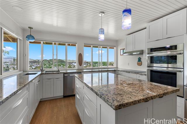 1312 Aupapaohe Street, Kailua, HI 96734