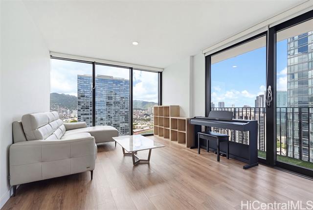 987 Queen Street, 2814, Honolulu, HI 96814