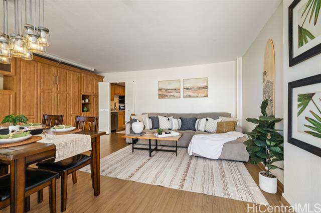 1020 Green Street, 711, Honolulu, HI 96822