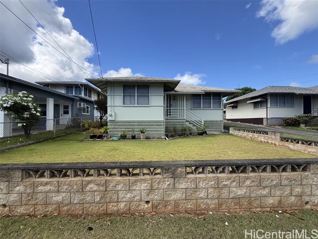 2448 School Street, Honolulu, HI 96819