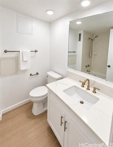 364 Seaside Avenue, 710, Honolulu, HI 96815