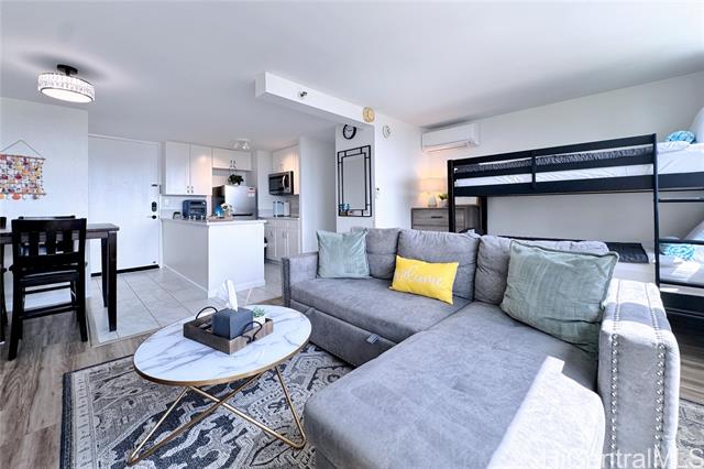 445 Seaside Avenue, 2921, Honolulu, HI 96815