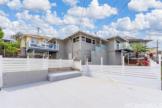 2118 Makanani Drive, Honolulu, HI 96817