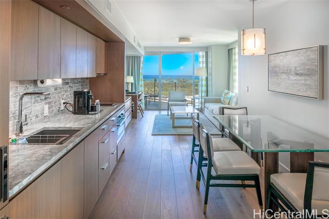2139 Kuhio Avenue, D1201, Honolulu, HI 96815