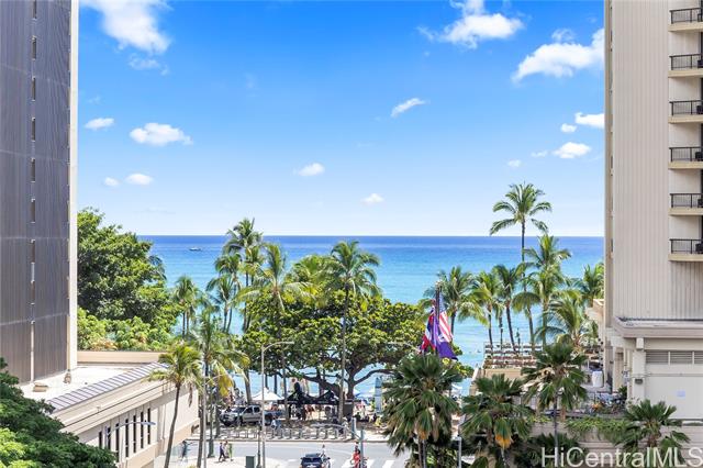 2427 Kuhio Avenue, 702, Honolulu, HI 96815