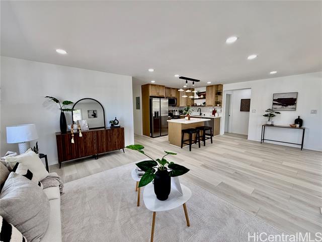 94-330 Kipou Street, Waipahu, HI 96797