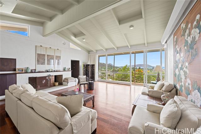 204 B Hao Street, Honolulu, HI 96821