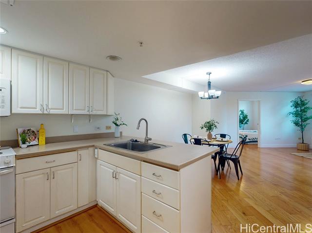 1314 Kalakaua Avenue, 311, Honolulu, HI 96826