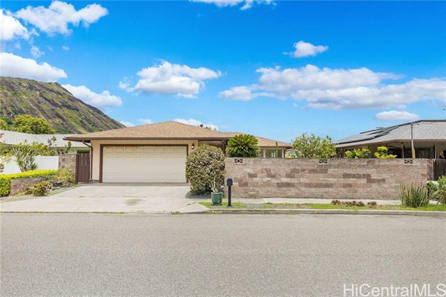 7223 Kuahono Street, Honolulu, HI 96825