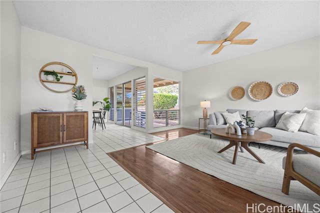 7536 Olili Place, Honolulu, HI 96825