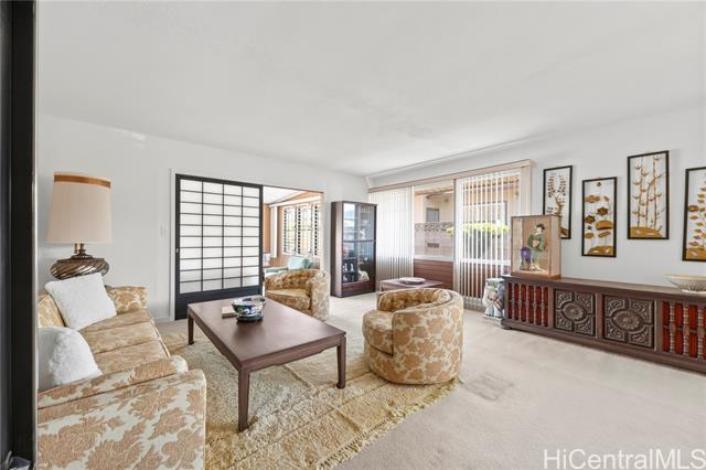 3239 Ala Laulani Street, Honolulu, HI 96818