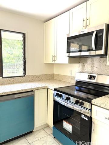 47-709 Waiohia Street, Kaneohe, HI 96744
