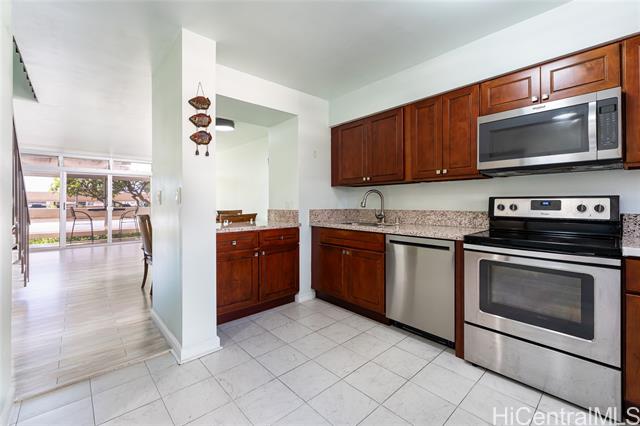 500 University Avenue, 320, Honolulu, HI 96826