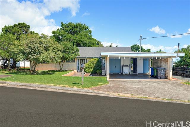 1717 Noelani Street, Pearl City, HI 96782