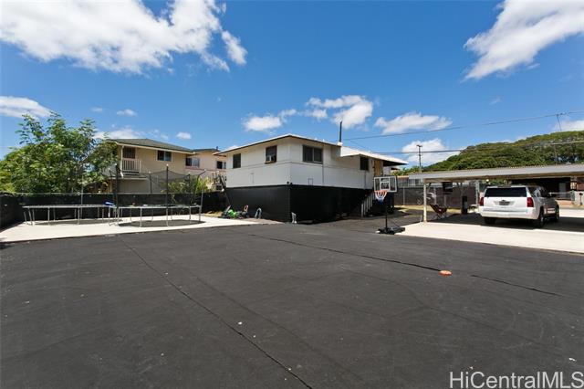 94-967 Kahuailani Street, Waipahu, HI 96797