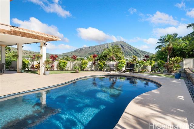 1004 Kaolo Street, Honolulu, HI 96825