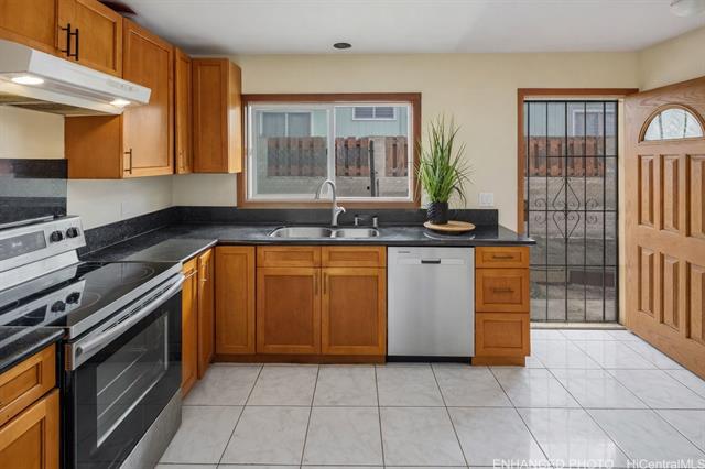1628 9Th Avenue, Honolulu, HI 96816