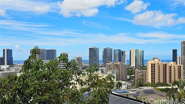 1025 Maunaihi Place, 105, Honolulu, HI 96822