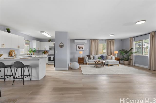 92-1381 Punawainui Street, Kapolei, HI 96707