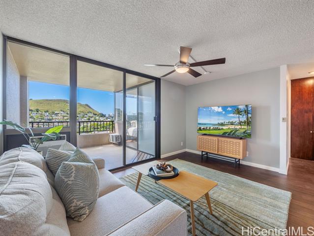 55 Judd Street, 1303, Honolulu, HI 96817