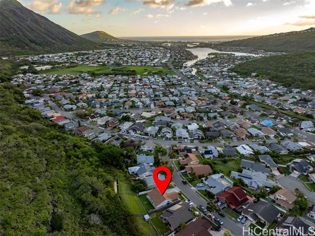 989 Kalapaki Street, Honolulu, HI 96825