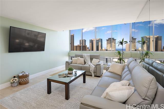 500 University Avenue, 2204, Honolulu, HI 96826