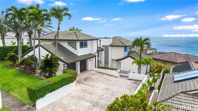779 Moaniala Street, Honolulu, HI 96821