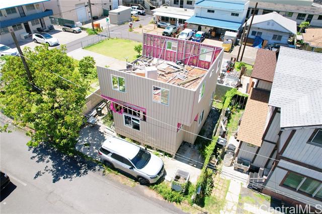 905 Akau Lane, Honolulu, HI 96817