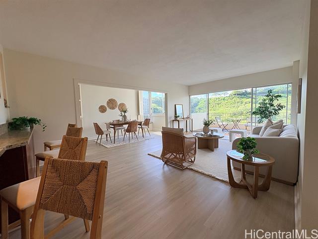 1001 Wilder Avenue, 806, Honolulu, HI 96822