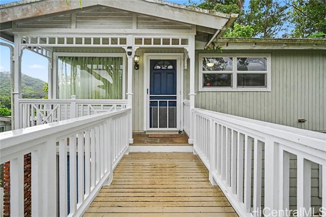 47-432 Hui Io Street, Kaneohe, HI 96744