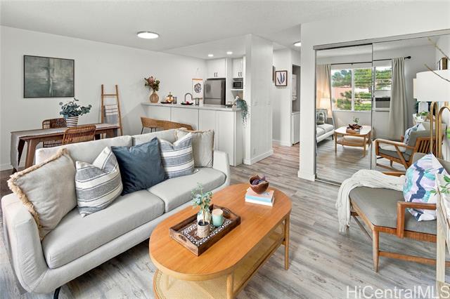 46-263 Kahuhipa Street, B211, Kaneohe, HI 96744