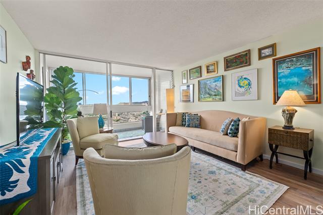 1212 Punahou Street, 3205, Honolulu, HI 96826