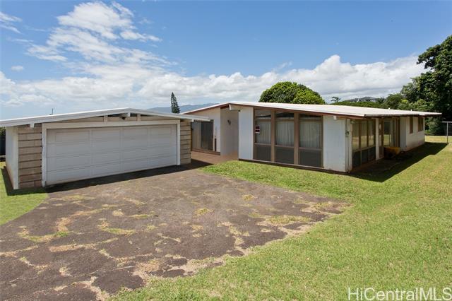 Upcoming 3 of bedrooms 1.5 of bathrooms Open house in Pearl City on 9/13 @ 2:00PM-5:00PM listed at $975,000