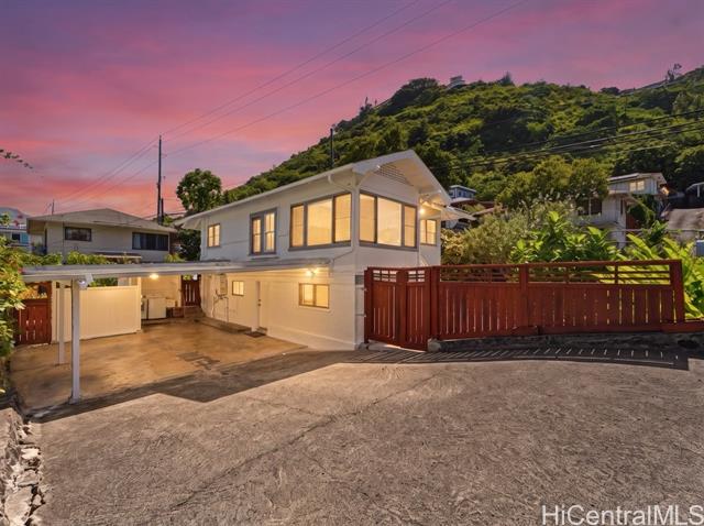 3470 Kalua Road, Honolulu, HI 96816