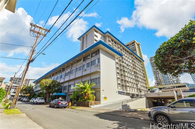 1535 Pensacola Street, 801, Honolulu, HI 96822