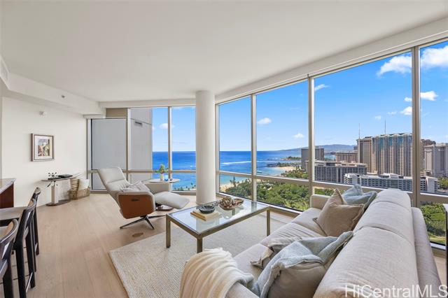 223 Saratoga Road, 3001, Honolulu, HI 96815