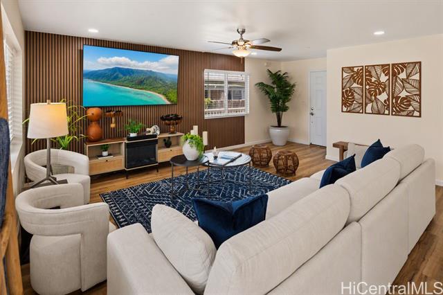 47-653D Kamehameha Highway, Kaneohe, HI 96744