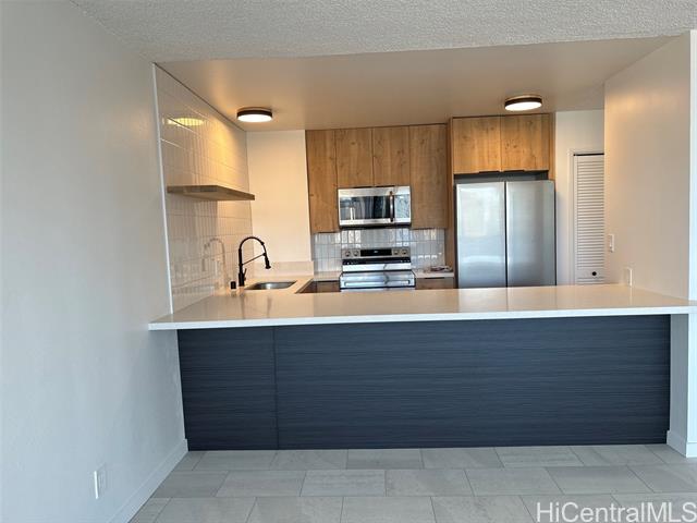 1255 Nuuanu Avenue, 2002, Honolulu, HI 96817