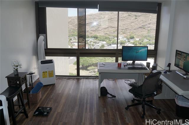 521 Hahaione Street, 16-G, Honolulu, HI 96825