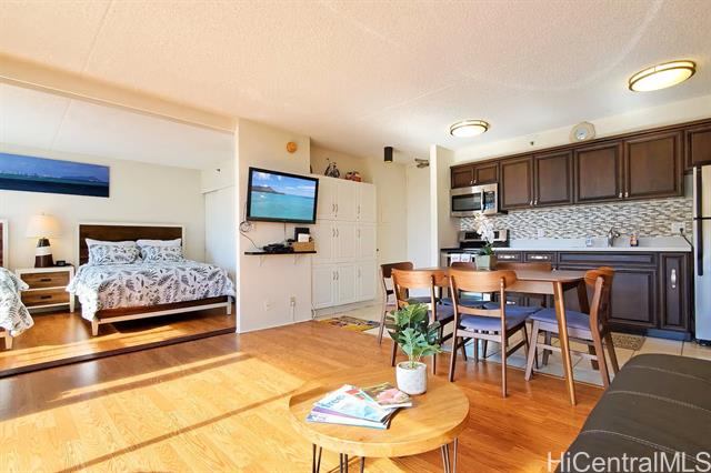 201 Ohua Avenue, 1911, Honolulu, HI 96815