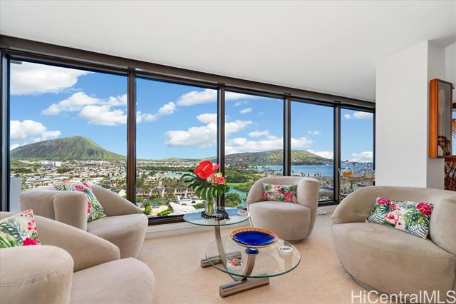 250 Kawaihae Street, 10F, Honolulu, HI 96825