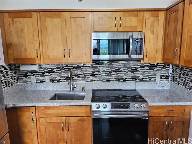 94-979 Kauolu Place, 1002, Waipahu, HI 96797