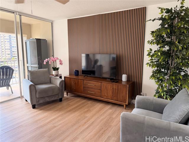 430 Keoniana Street, 310, Honolulu, HI 96815
