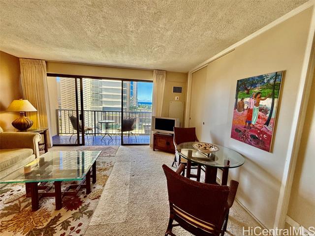 2140 Kuhio Avenue, 1105, Honolulu, HI 96815