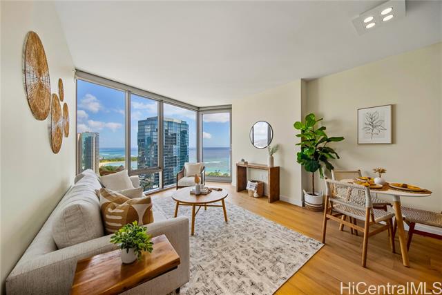 1001 Queen Street, 3206, Honolulu, HI 96814